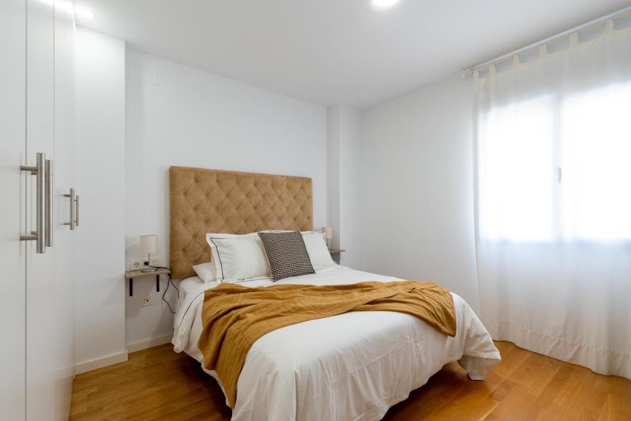 Piso Nuevo En Triana Apartman Sevilla Kültér fotó