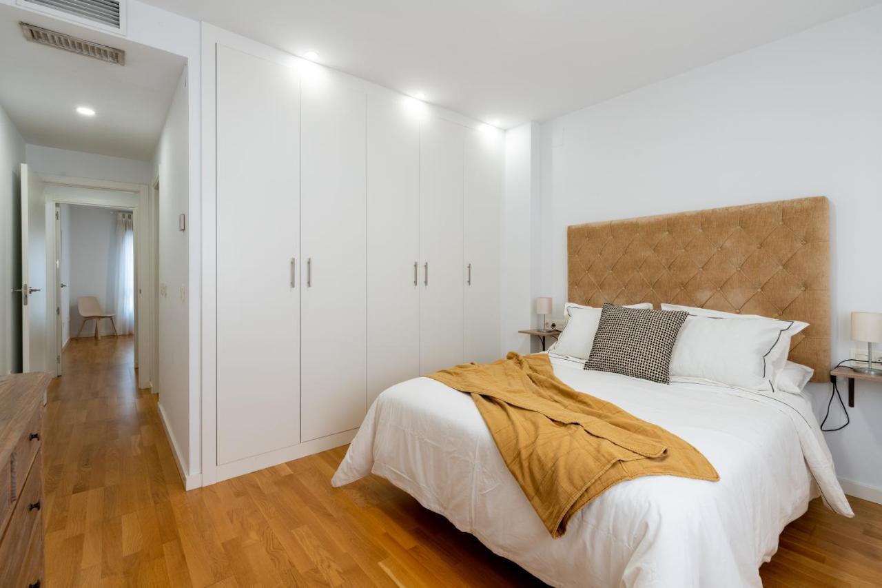 Piso Nuevo En Triana Apartman Sevilla Kültér fotó