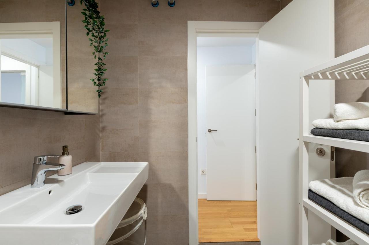 Piso Nuevo En Triana Apartman Sevilla Kültér fotó