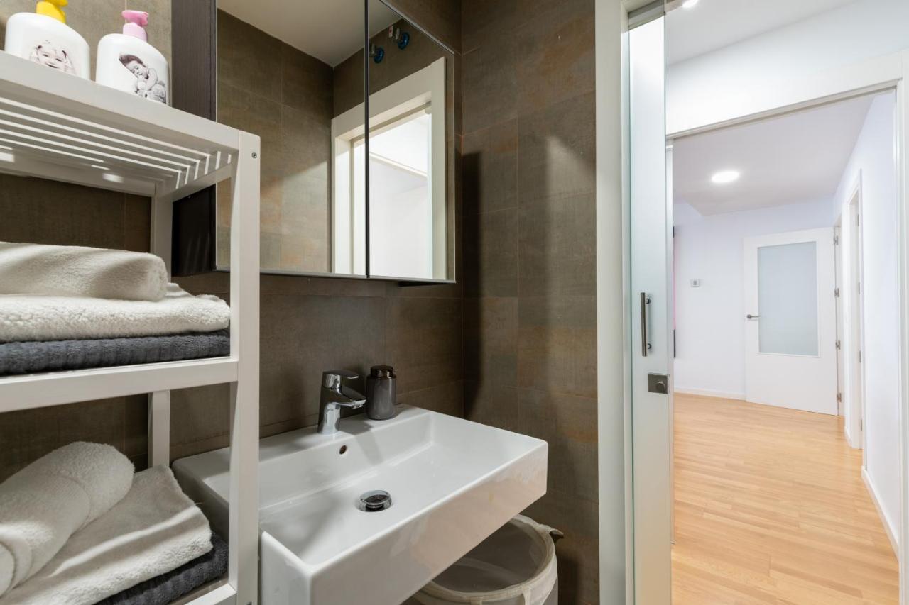 Piso Nuevo En Triana Apartman Sevilla Kültér fotó