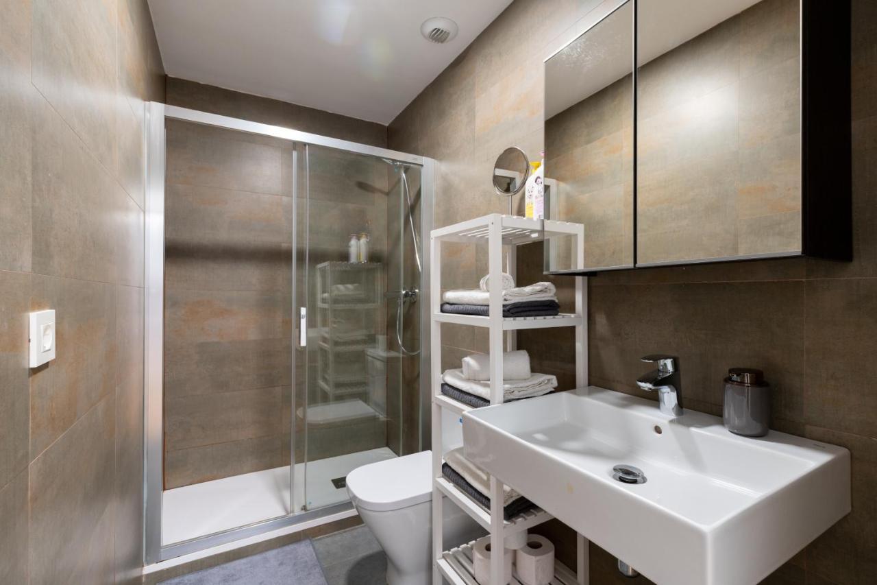 Piso Nuevo En Triana Apartman Sevilla Kültér fotó